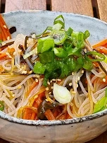 Glasnudelsalat Als Vorspeise Im Mittagsmenü